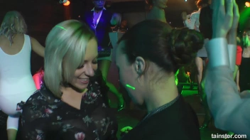 Lezzies - The Femme Fest Part 1 - Cam 2 Screencap 9 on sinx.preview.netperv.com