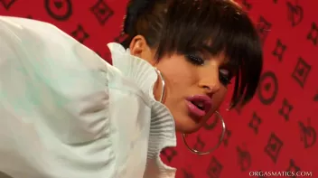 Oil Me Down And Get Orgasmatic! Screencap 41 on sinx.preview.netperv.com