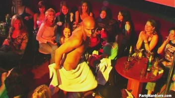 Party Hardcore Vol. 85 Part 1 - Cam 3 Screencap 48 on sinx.preview.netperv.com