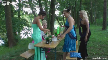 Beauty queens catfight in a lake - Cam 2 Screencap 5 on sinx.preview.netperv.com