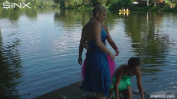 Beauty queens catfight in a lake - Cam 2 Screencap 71 on sinx.preview.netperv.com