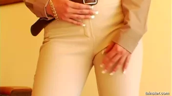 She's Absolutely DYING for a Piss! Screencap 5 on sinx.preview.netperv.com