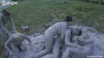 Mud Wrestling Babes Messy Catfighting Screencap 83 on sinx.preview.netperv.com