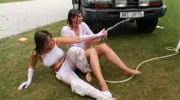 Summer Sponge Fight! Screencap 97 on sinx.preview.netperv.com