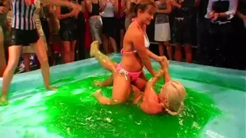 The Green Slime Pit! Screencap 16 on sinx.preview.netperv.com