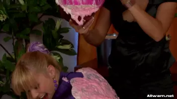 Some Cash In Hand and The Sexy Messiness Begins! Screencap 40 on sinx.preview.netperv.com