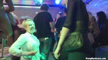 Party Hardcore Gone Crazy Vol. 32 Part 2 - Cam 3 Screencap 6 on sinx.preview.netperv.com