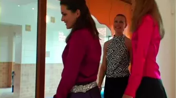 Splish Splash Eurobaabe Fun Screencap 5 on sinx.preview.netperv.com