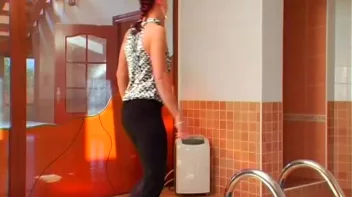 Splish Splash Eurobaabe Fun Screencap 7 on sinx.preview.netperv.com