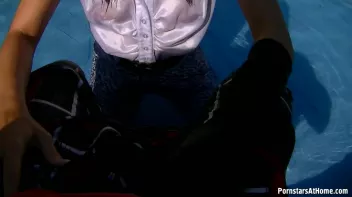 Wetlook Blow Me In The Pool Screencap 29 on sinx.preview.netperv.com