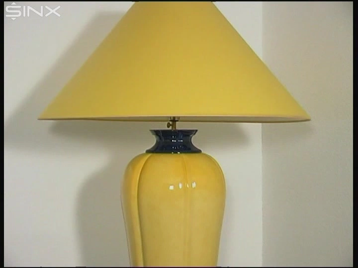 Abwechselnd den Dildo in die Pussy on sinx.preview.netperv.com