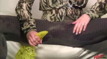 Stylishly Wet Solo Toy Bang Screencap 53 on sinx.preview.netperv.com