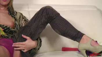 Stylishly Wet Solo Toy Bang Screencap 115 on sinx.preview.netperv.com