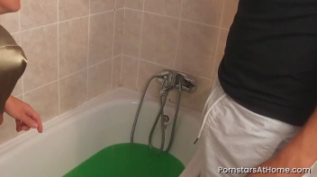 Claudia Macc Gets Covered In Slime After Fucking Her Neighbour Screencap 11 on sinx.preview.netperv.com