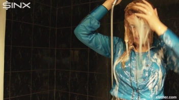 A Luscious Lather Screencap 17 on sinx.preview.netperv.com