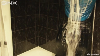 A Luscious Lather Screencap 30 on sinx.preview.netperv.com