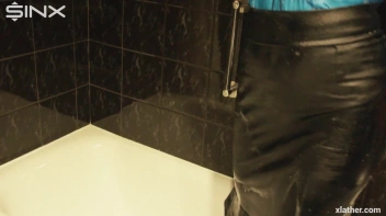 A Luscious Lather Screencap 41 on sinx.preview.netperv.com