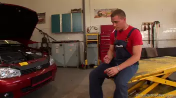 The Lazy Mechanic Screencap 7 on sinx.preview.netperv.com