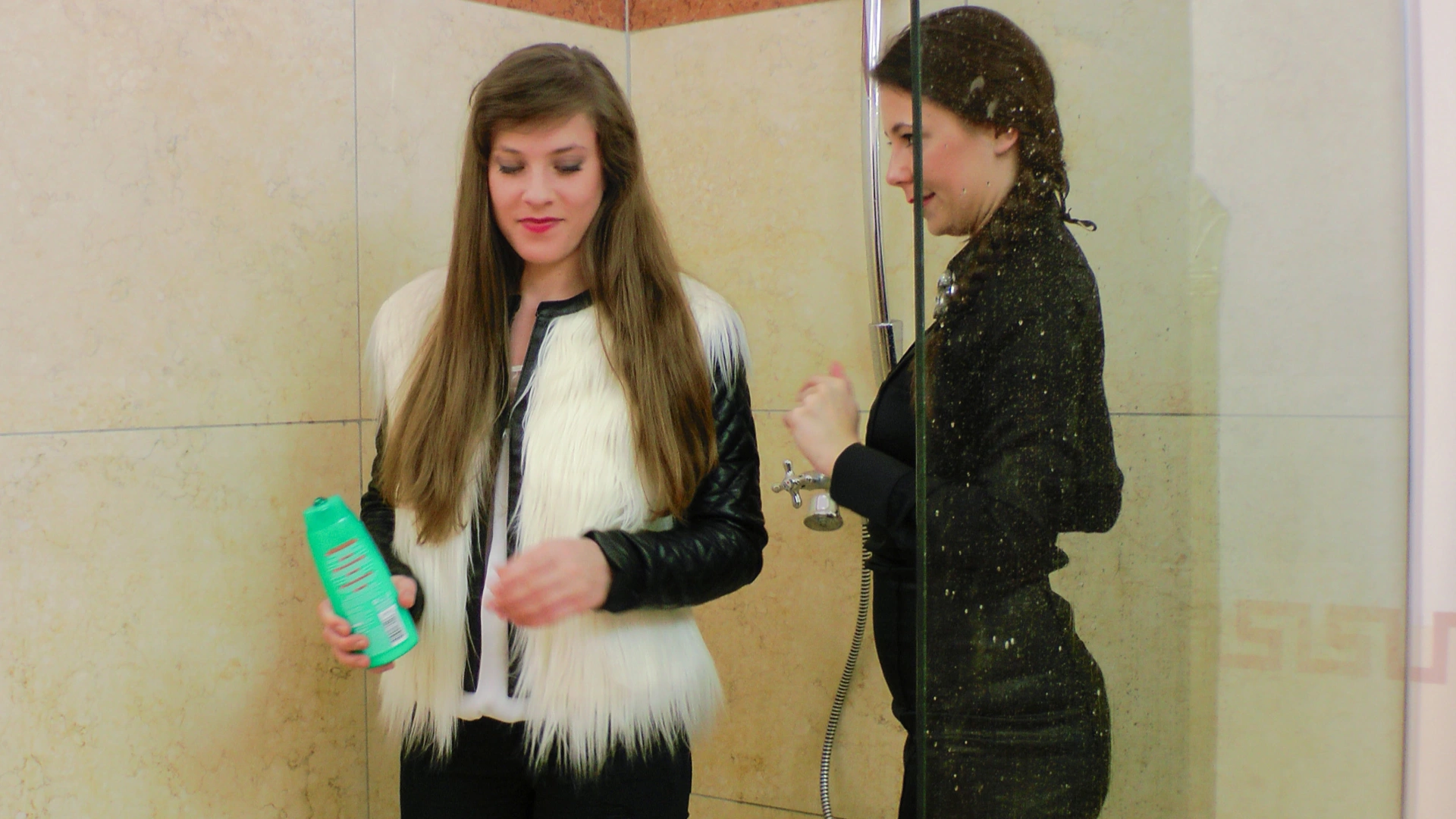 Sexy Babes Shower Together Fully Clothed on sinx.preview.netperv.com