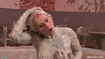 The Lone Mud Splatterers Screencap 77 on sinx.preview.netperv.com