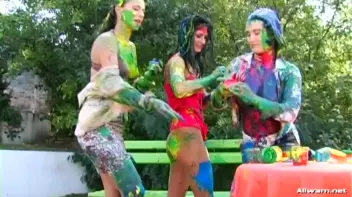 Extreme Finger Painting Goes Eurobabe Brawl Screencap 45 on sinx.preview.netperv.com