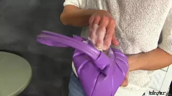 Slimebag Gets What's Coming To Her Screencap 5 on sinx.preview.netperv.com