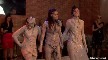 Mud Battling Eurobabe Freaks Screencap 65 on sinx.preview.netperv.com