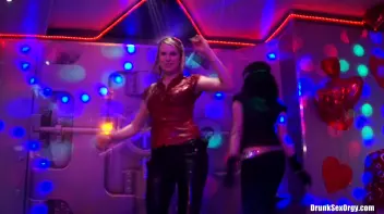 Valentine's Day Vaginas Part 3 - Shower Cam Screencap 48 on sinx.preview.netperv.com