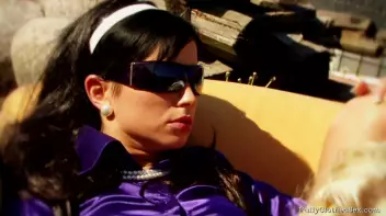 Outdoor Interracial Hotness Screencap 32 on sinx.preview.netperv.com