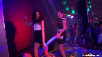 International Summer Lovin' Part 3 - Shower Cam Screencap 52 on sinx.preview.netperv.com