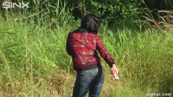 Mysterious Poser Falls Into The River - Cam 1 Screencap 27 on sinx.preview.netperv.com