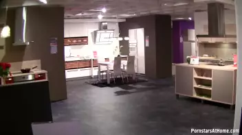 Properly Testing Out The Merchandise Screencap 110 on sinx.preview.netperv.com