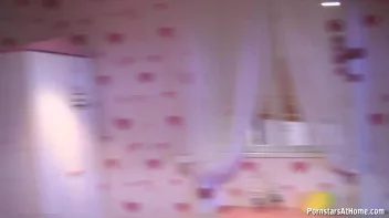 Properly Testing Out The Merchandise Screencap 13 on sinx.preview.netperv.com