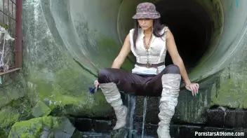 My Vice Is Wetlook Nice Screencap 80 on sinx.preview.netperv.com