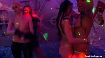 Holiday Hotties Part 3 - Shower Cam Screencap 50 on sinx.preview.netperv.com