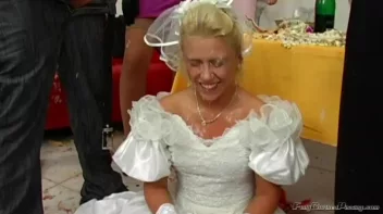 Golden Bridal Shower Screencap 78 on sinx.preview.netperv.com