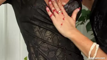 Lick It Off Screencap 17 on sinx.preview.netperv.com