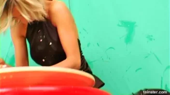 Springtime Egg Fight Screencap 30 on sinx.preview.netperv.com