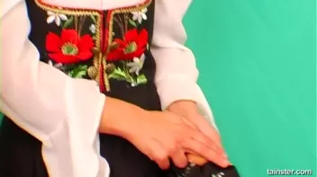 Springtime Egg Fight Screencap 5 on sinx.preview.netperv.com