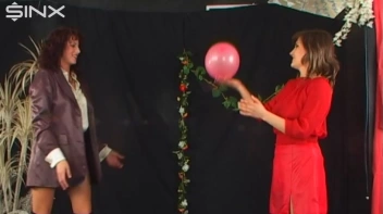 Splash And Flash For These Babes Screencap 7 on sinx.preview.netperv.com