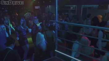 Backstage Threeway Freak Bang Brings On The Squirting, Triple Climax, And Cum Swapping! Screencap 1 on sinx.preview.netperv.com