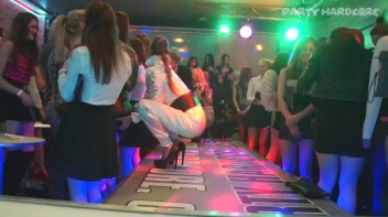 Party Hardcore Gone Crazy Vol. 27 Part 1 - Cam 2 Screencap 2 on sinx.preview.netperv.com