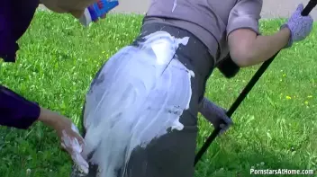 Getting Messy With The Street Cleaner Screencap 35 on sinx.preview.netperv.com