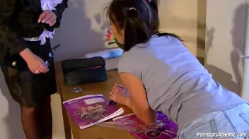 Private Sex Ed Lesson Gets Very Hands On Screencap 19 on sinx.preview.netperv.com