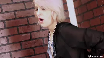 Blonde slut Kristina gets addictive to cum Screencap 42 on sinx.preview.netperv.com