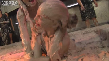 Muddy Wrestling Special: 2 Amateur Battles - Audience vs. Audience Screencap 26 on sinx.preview.netperv.com