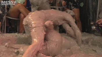 Muddy Wrestling Special: 2 Amateur Battles - Audience vs. Audience Screencap 78 on sinx.preview.netperv.com