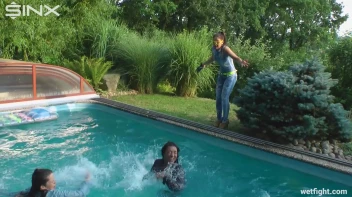Three wild girls in pool cat fight Screencap 21 on sinx.preview.netperv.com