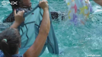 Three wild girls in pool cat fight Screencap 31 on sinx.preview.netperv.com