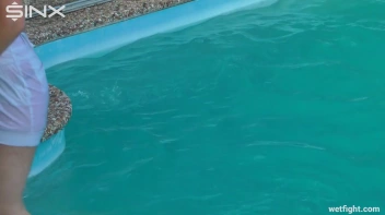 Three wild girls in pool cat fight Screencap 74 on sinx.preview.netperv.com